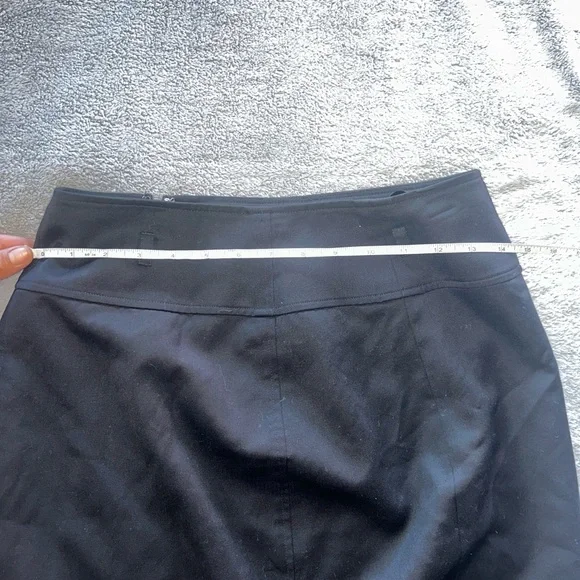 Lauren Ralph Lauren Elegant Black Pencil Skirt - Picture 4 of 5